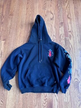 Praying Rabbit Sz S Black Graphic Hoodie